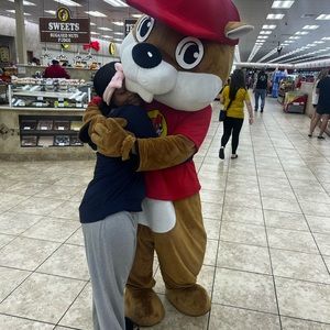 Meet your Posher, Alana